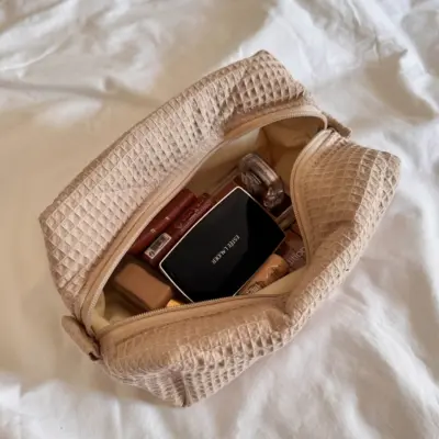 IMG_3214_jpg Beige Waffle Zipper Box