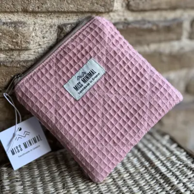IMG_3526 Dolores Mini Zipper Pouch