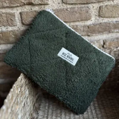 IMG_3537 Sherry Mini Pouch