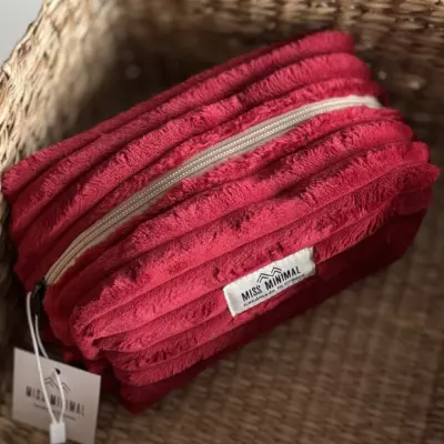 IMG_5570 Red Velvet Zipper Box Mini