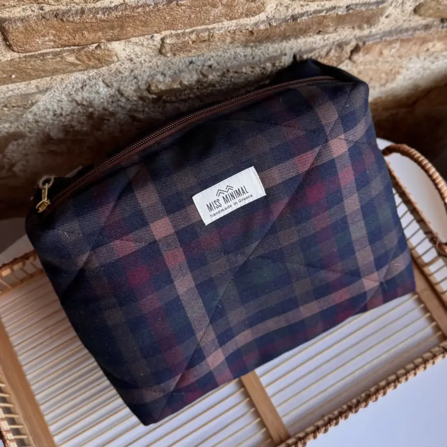 IMG_8998 Aella Zipper Box Pouch