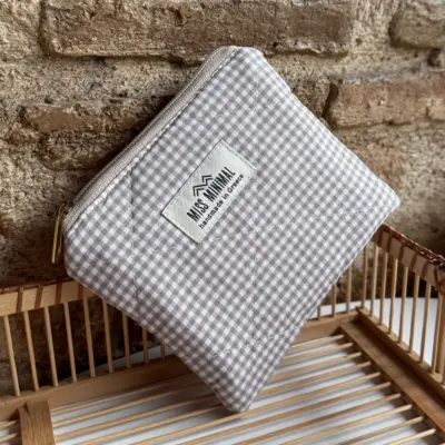 IMG_9055 Breeze Mini Zipper Pouch